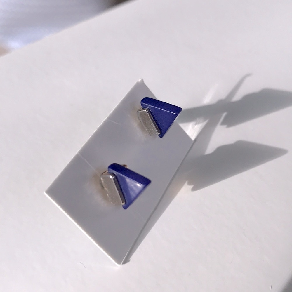 Modcloth Minimalist Blue Triangle Stud Earrings Edgy